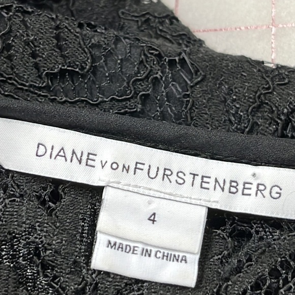 DIANE VON FURSTENBERG Gadie Dark Romance Black Lace Keyhole Party Blouse SZ 4 - Picture 6 of 16
